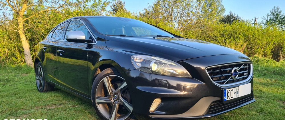 Volvo V40 cena 44900 przebieg: 229000, rok produkcji 2015 z Nowy Dwór Gdański małe 742